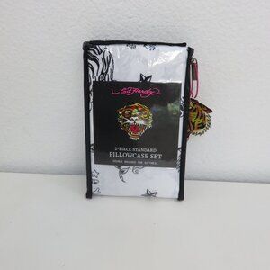 (#127) Ed Hardy 2-Piece Pillowcase Set Logo print, Standard